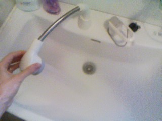 The extendable sink tap after!
